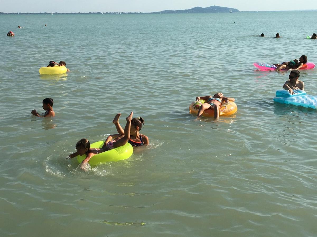 Balaton Wellness Tom Cat Nyaralo 1 Wellness Es 1 Gyermekbarat Apartmannal Kovagoors Exterior foto
